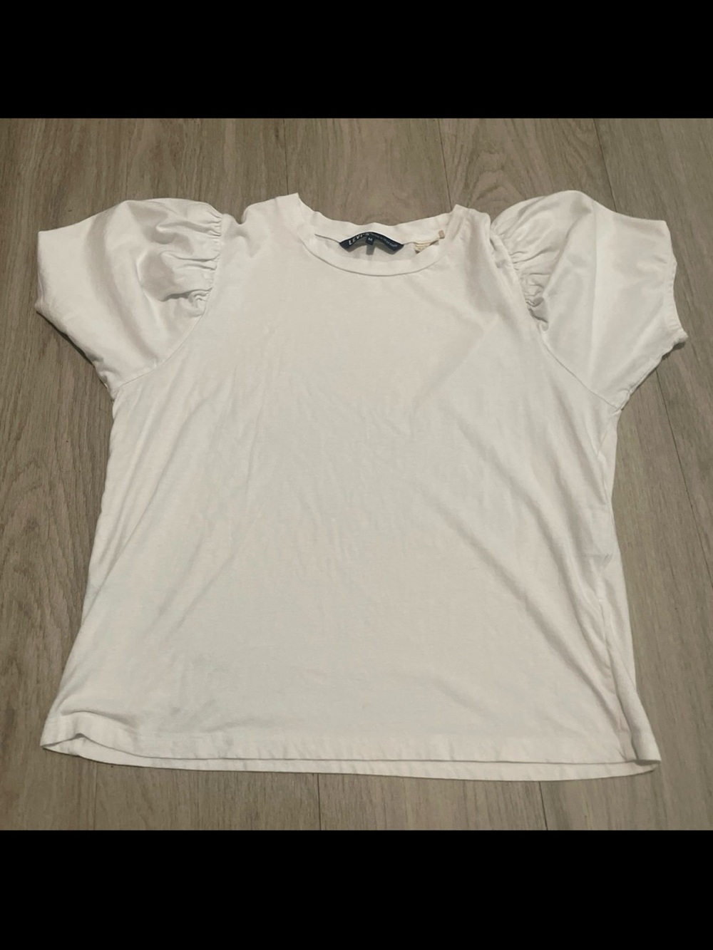 Levi's White Puff Sleeve Crewneck Tee